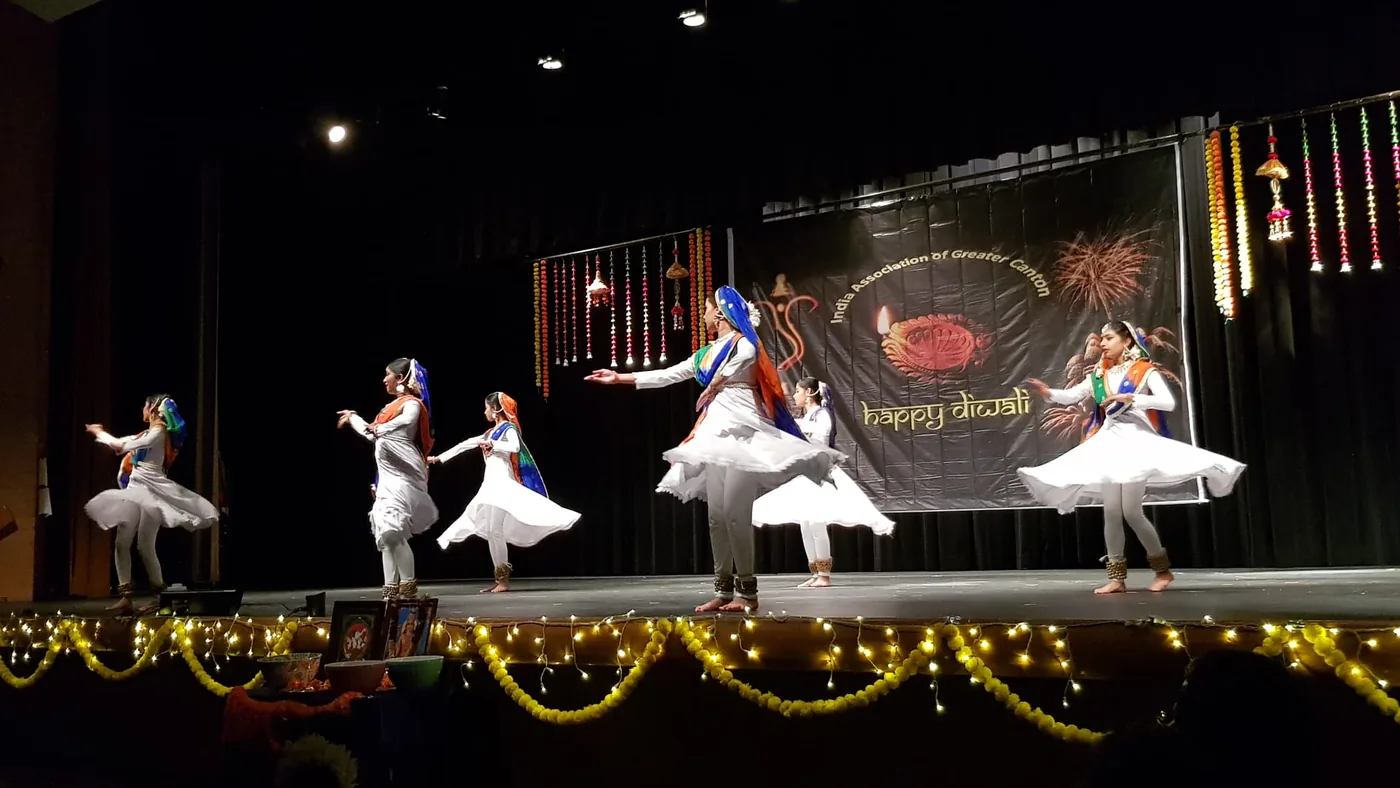 Kathak performance at an IAGC celebration